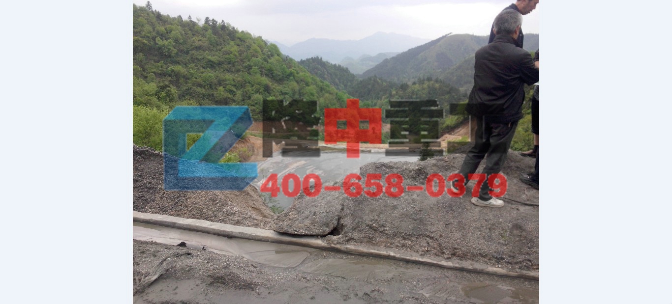 尾砂堆積現(xiàn)場(chǎng)